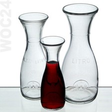 Glas Karaffe Wein Wasser Saft